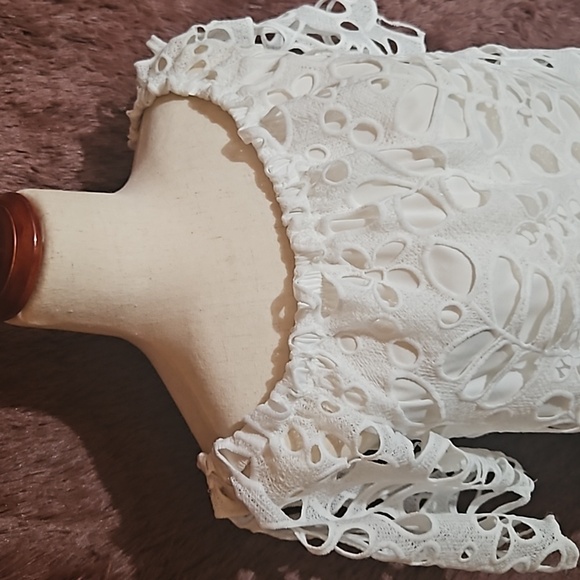 Pretty Garden Floral Lace Cutout Off Shoulder Dress NWT - Picture 7 of 10